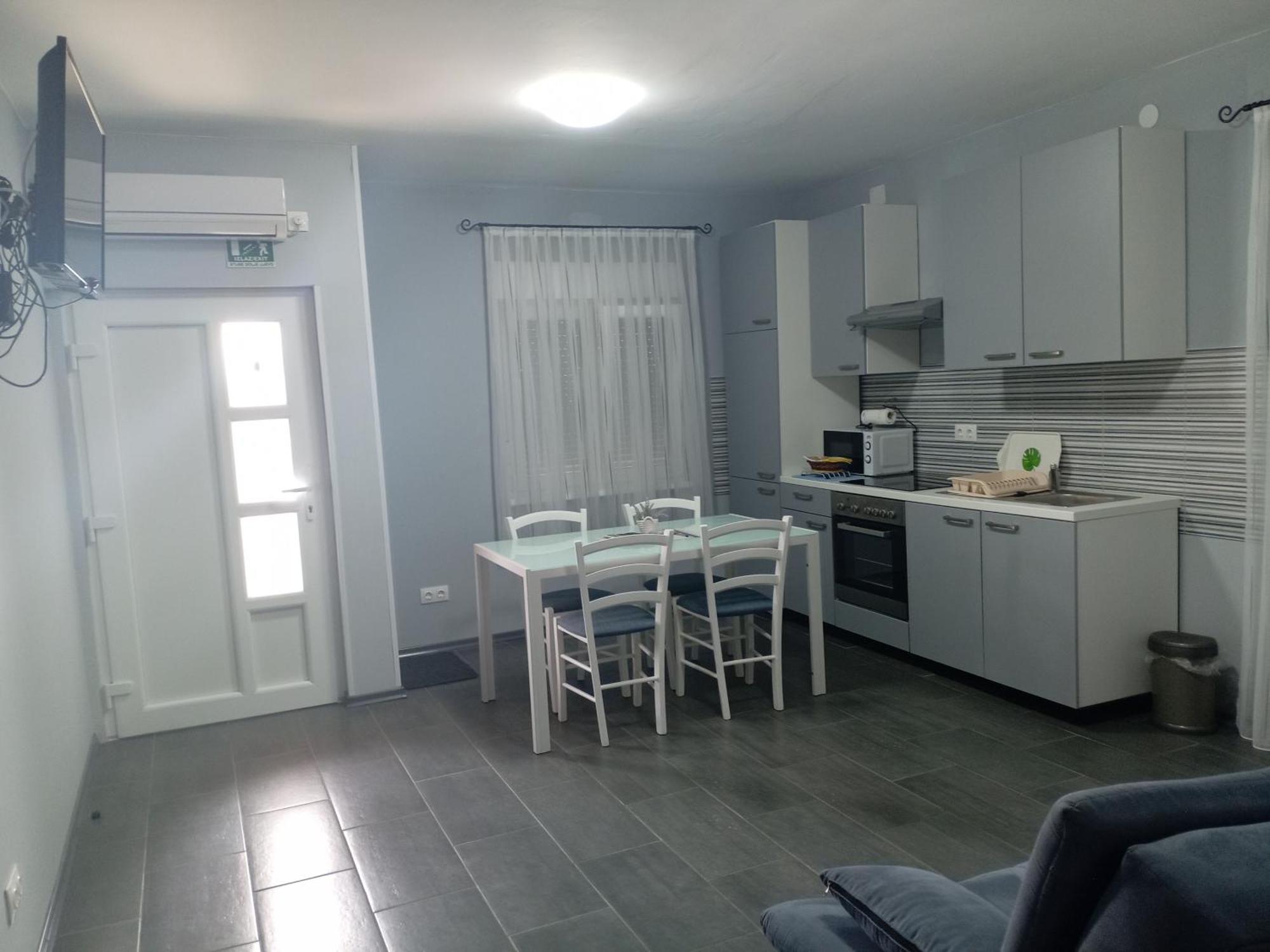 Apartmani Suzana Crikvenica Exterior photo